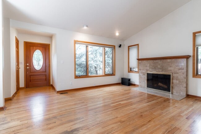 Photo - Private river access and stunning views fr...