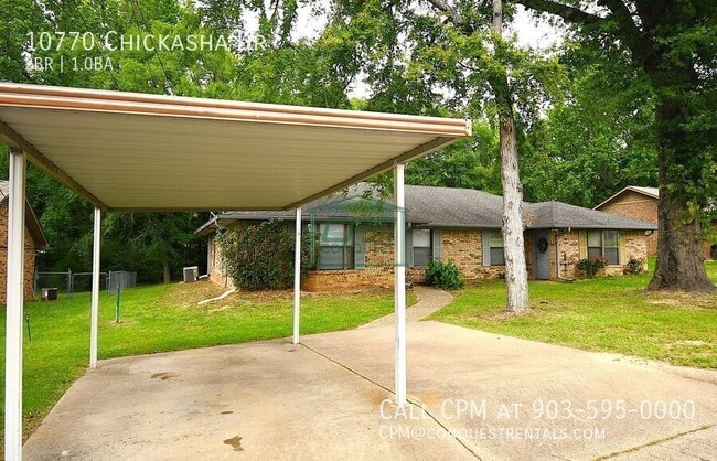 Building Photo - 10770 Chickasha Dr