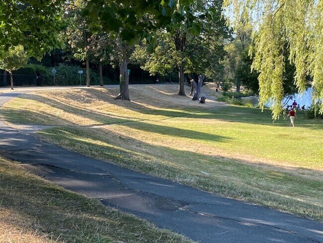 Photo - 3811 43rd Ave S Unit C