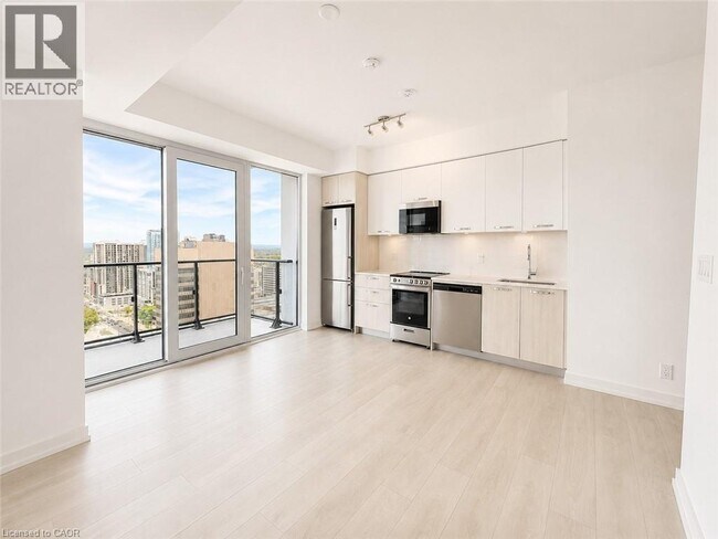Photo - 75 James St S Unit 2614