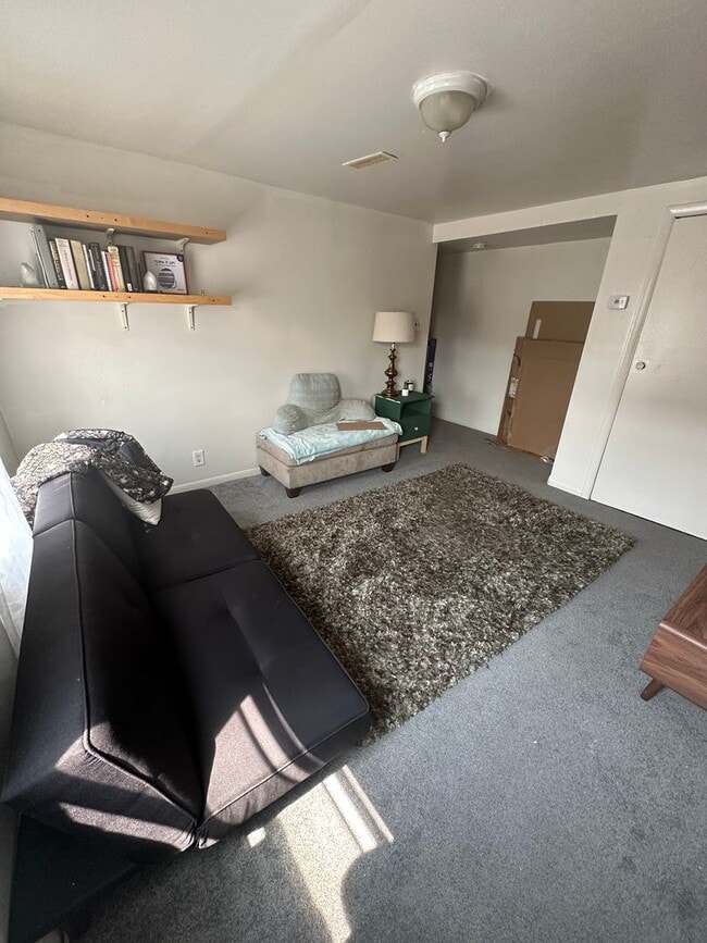 Photo - 1920 Gough St Unidad 1920 Gough St Apt 2B