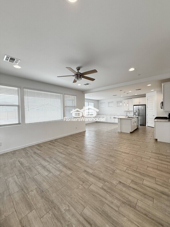 Photo - 4345 N 94th Dr