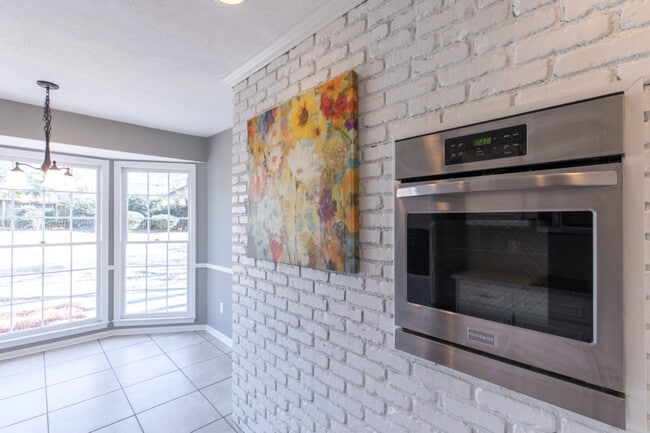 Photo - 4328 Castlewood Ct
