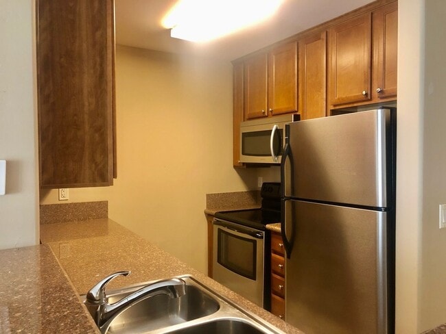 Photo - 5722 Riley St Unit 4