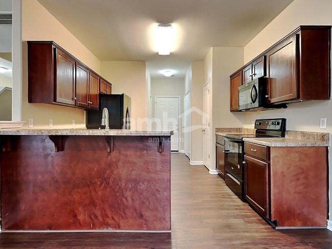 Photo - 60 Summer Hill Way