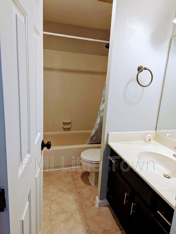 Photo - 11105 E Alameda Ave