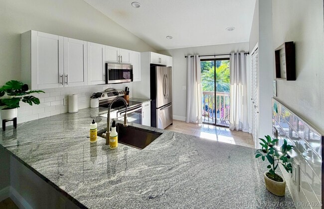 13135 Chadwick Ct Unidad 8