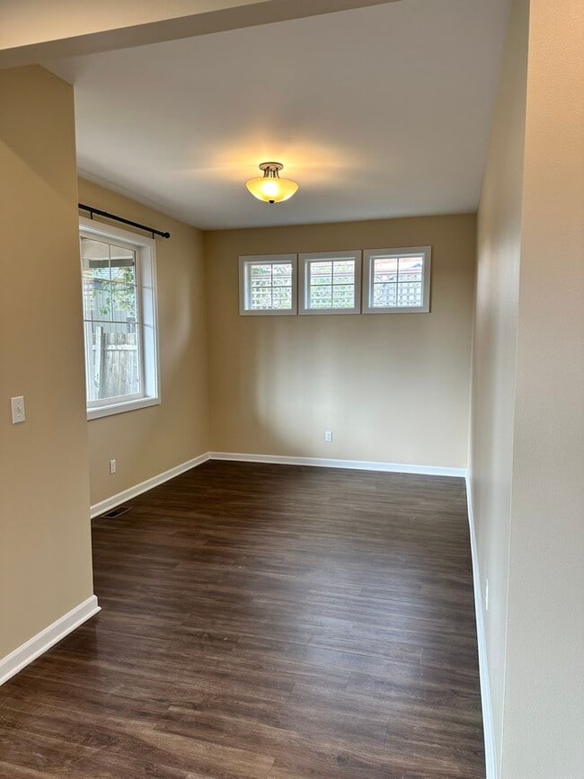 Photo - 5bd/2.5ba Renton House