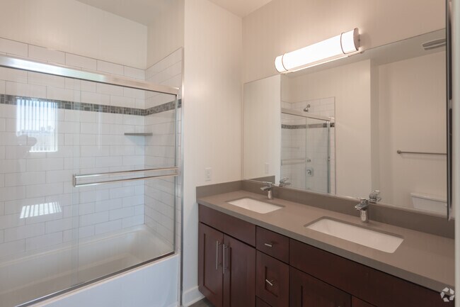 Vista NoHo Luxury Apartments