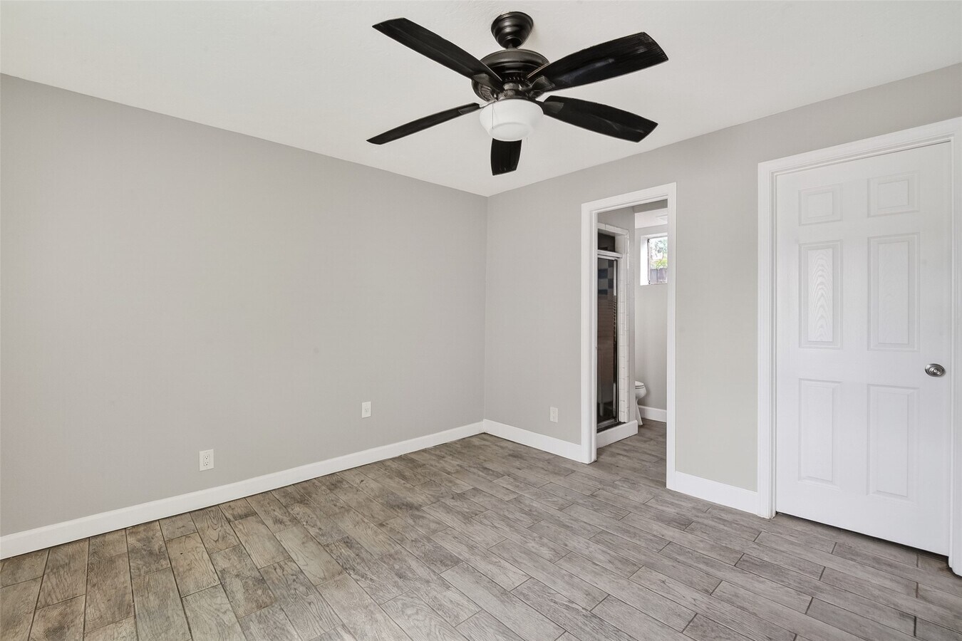 Photo - 6832 Avenue I