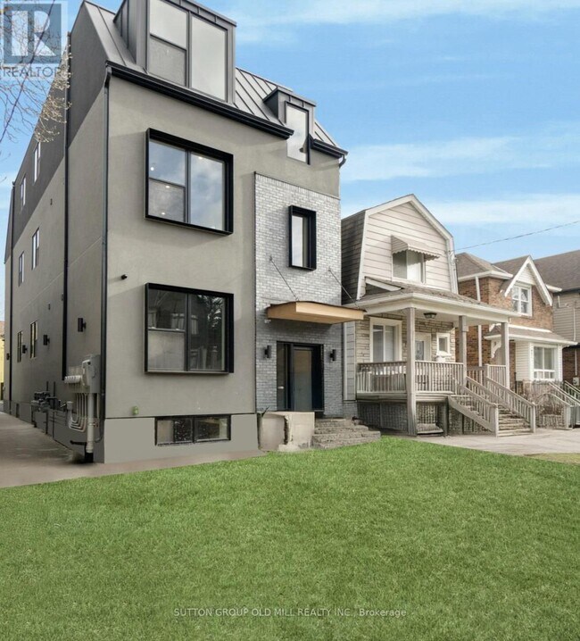 Photo - 625 Harvie Ave Unit 01