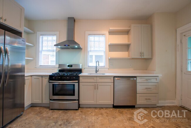 Photo - 735 Ponce De Leon Ct NE