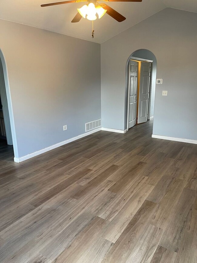 Photo - Charming 3 Bed, 2 Bath Home in Prime Belgrade Location