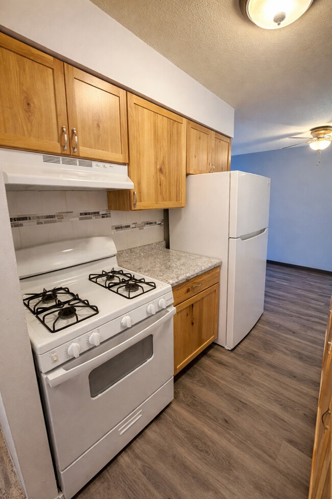Photo - Carriage Manor Apartments