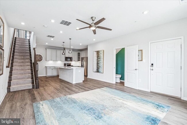 Photo - 9454 James MacGowan Ln Unit 447