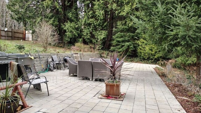 Photo - 28802 State Hwy 104