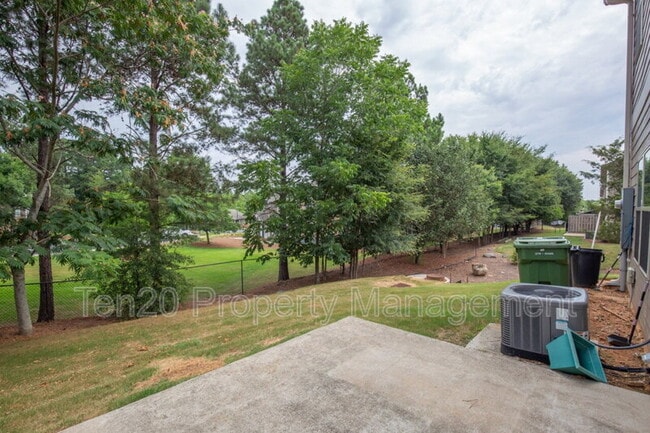 Photo - 6061 Townes Way