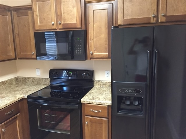 Photo - 83 Ristona Dr