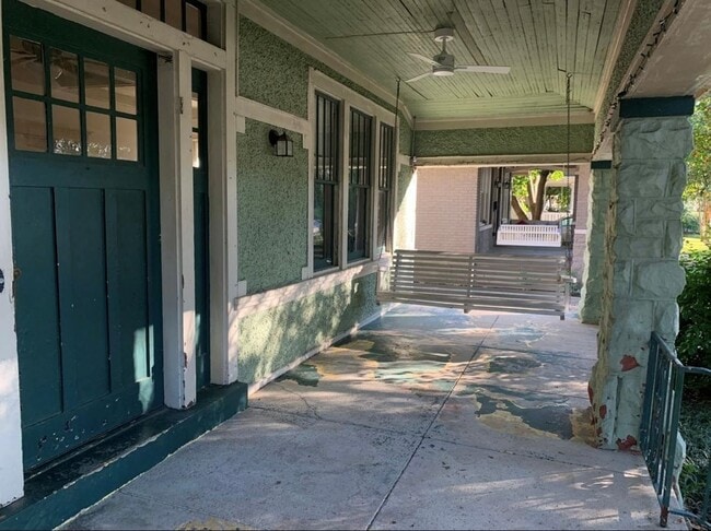 Photo - 450 Garland St