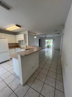 Photo - 1646 Hawthorne Pl