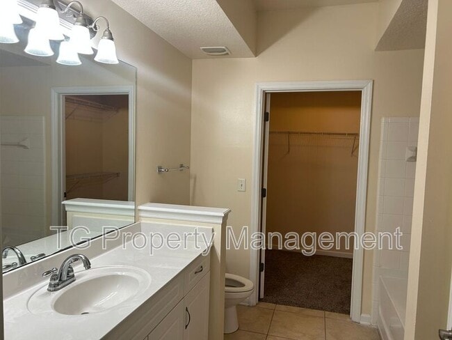 Photo - 10435 Mid Town Pkwy