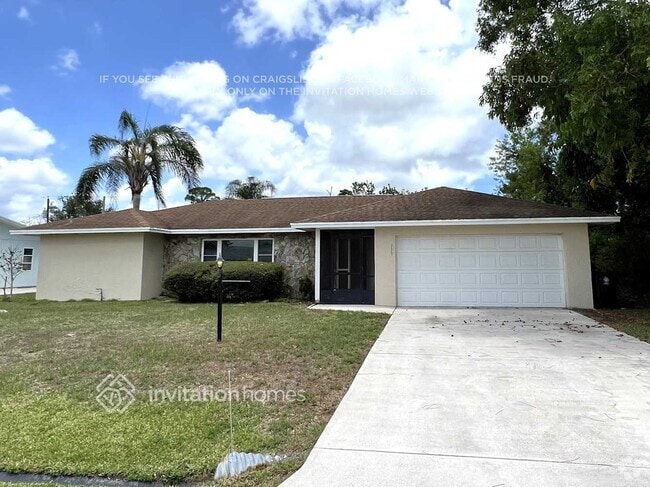 Building Photo - 737 SE Hollahan Ave Rental