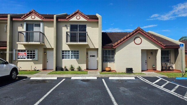 Building Photo - 6155 SW 130th Ave Rental