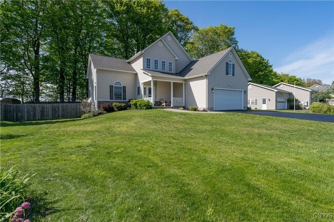 Photo - 117 MillCreek Ln Casa