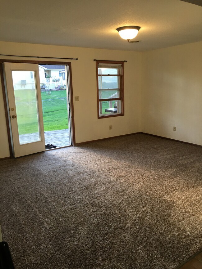 Photo - 829 E 9th St S Unit 1