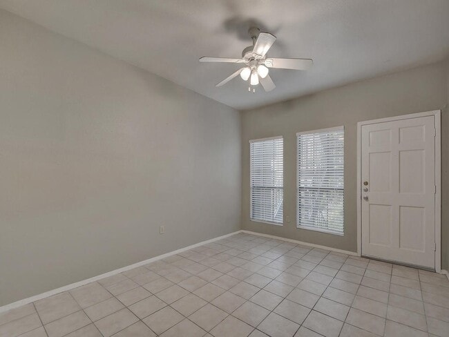 Photo - 2801 Rio Grande Unit 304