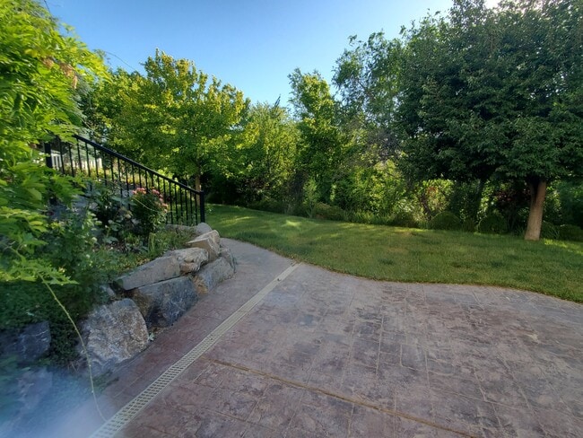 Photo - 9885 Deep Creek Dr Unidad B