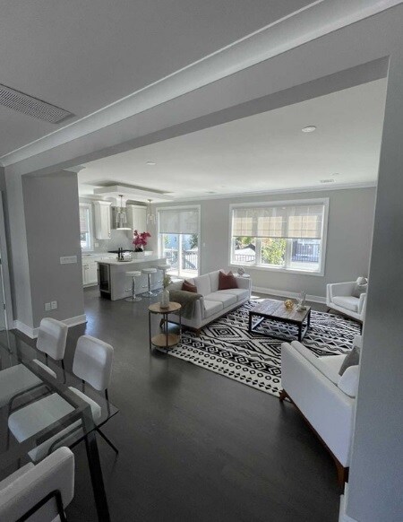 Photo - 25 Division St