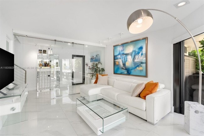 Photo - 3560 W Fairview St