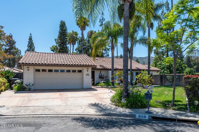 Photo - 208 Deerwalk Pl