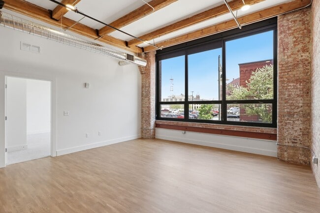 Cascade District Lofts