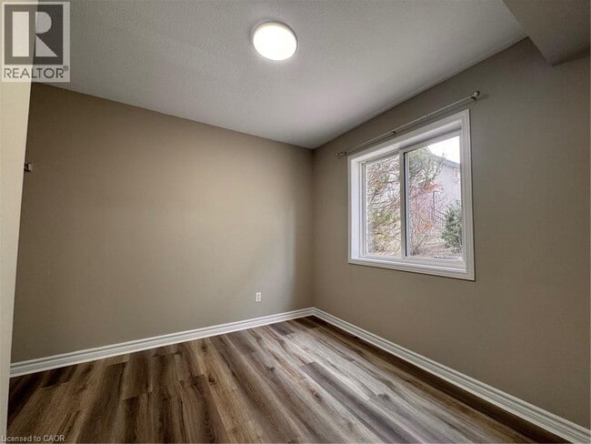Photo - 44 Walnut St Unit E01