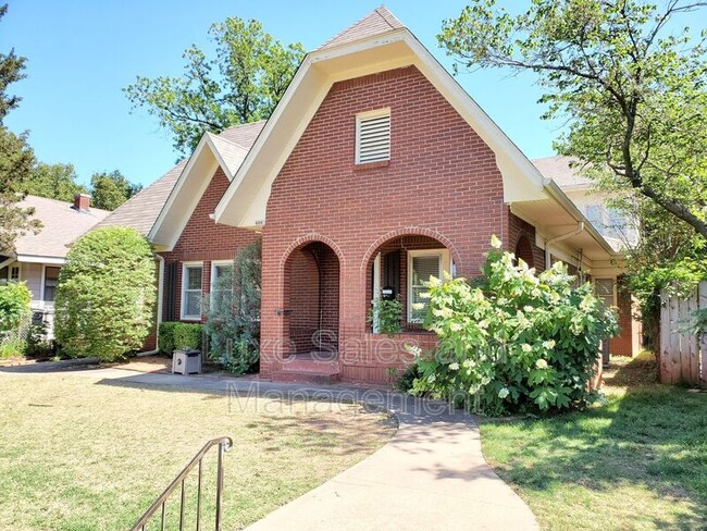 Photo - 606 NW 19th St