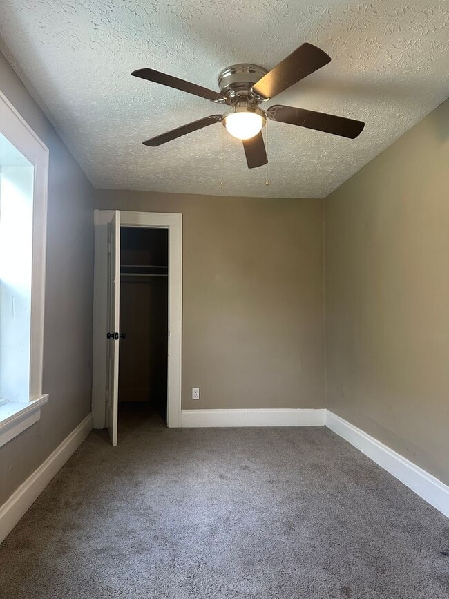 Photo - 155-1-361-362 S Harris Ave Unit 361 1/2