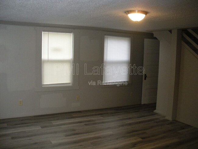 Photo - 106 E Vine St