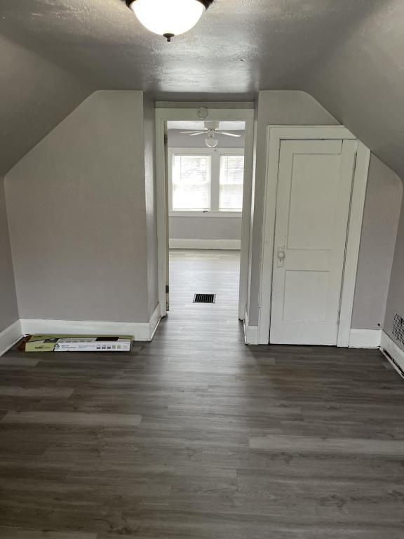 Photo - 32 N Jackson St