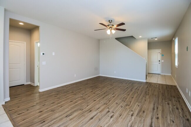 Photo - 4517 E Gagarinite Ln