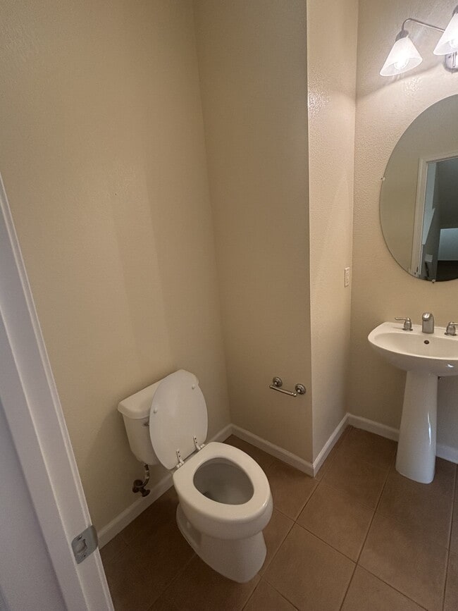 Photo - 1013 Fuller Terrace