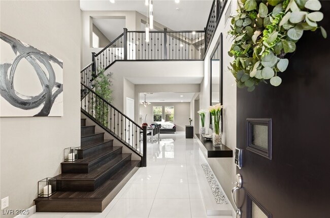 Photo - 338 Azar Swan Ave