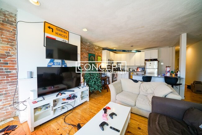 Photo - 610 Columbus Ave Unit 7