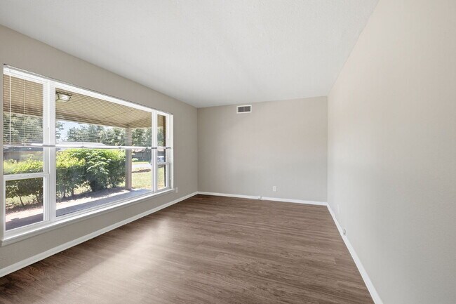 Photo - "Spacious 3-Bedroom Home in Hurst Featuring Two Living Areas Plus a Bonus Room!"
