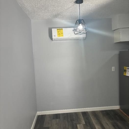 Photo - 901 Shallowford Rd