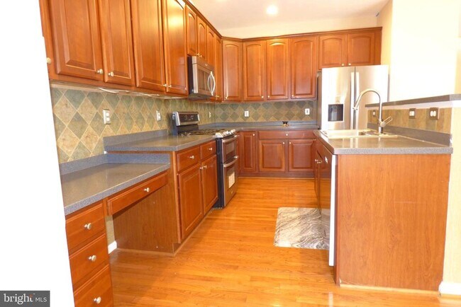 Photo - 44286 Acushnet Terrace