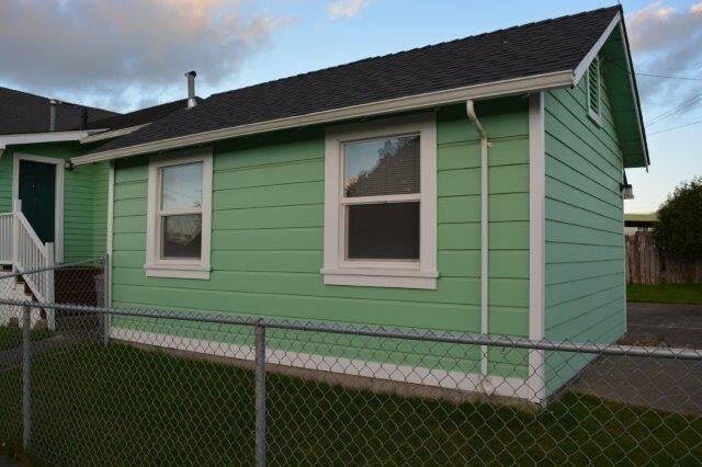 Photo - CUTE, COZY CABIN , 1 bedroom studio detached house