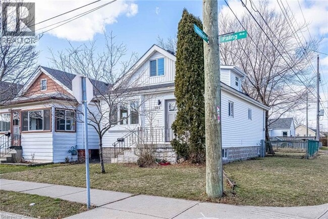 Photo - 395 Paling Ave