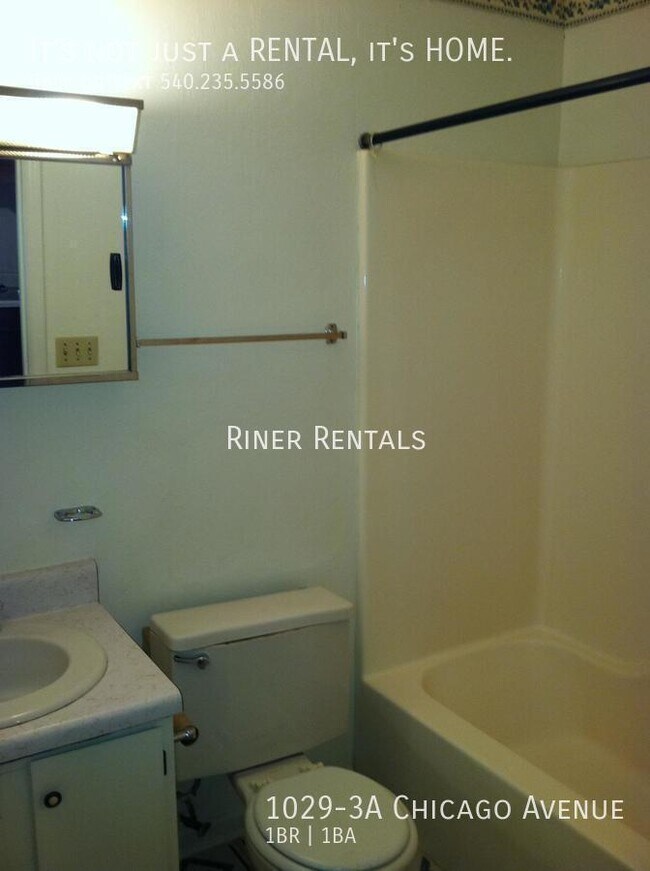 Photo - 1029-3A Chicago Ave